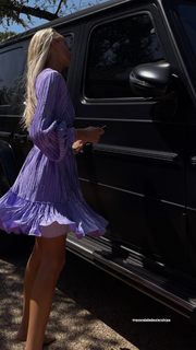 Nastia Liukin feet photo thumbnail