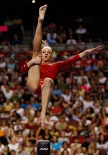 Nastia Liukin feet photo thumbnail