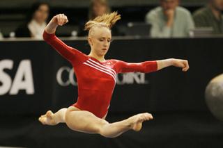 Nastia Liukin feet photo thumbnail