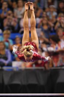 Nastia Liukin feet photo thumbnail