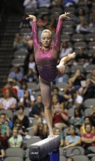 Nastia Liukin feet photo thumbnail