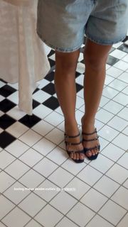 Natalee Linez feet photo 3