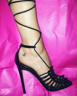 Natalia Avelon feet photo 20