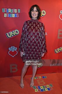 Natalia Avelon feet photo 13