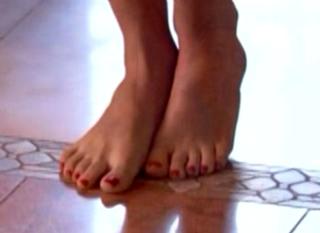 Natalia Bardo feet photo 9