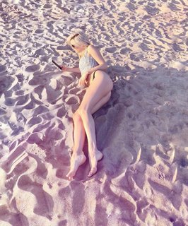 Natalia Bardo feet photo 1