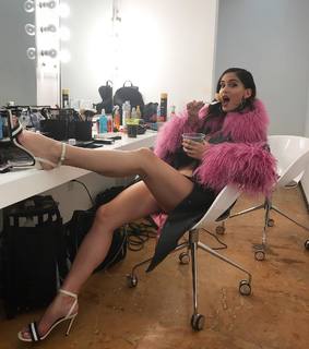 Natalia Barulich feet photo 7