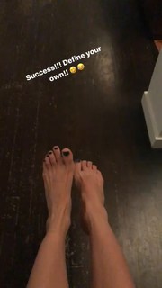 Natalia Cordova-Buckley feet photo 4