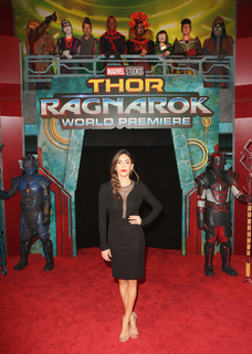 Natalia Cordova-Buckley feet photo 5