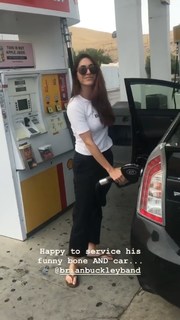 Natalia Cordova-Buckley feet photo 9