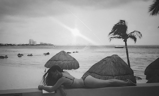 Natalia Cordova-Buckley feet photo 7