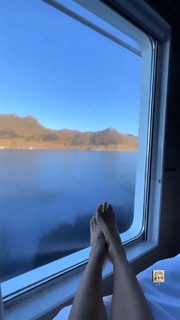Natalia Cordova-Buckley feet photo 6