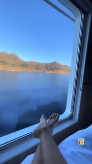 Natalia Cordova-Buckley feet photo 3