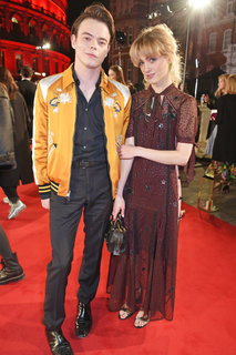 Natalia Dyer feet photo thumbnail