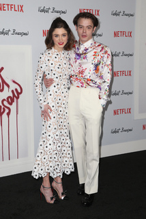 Natalia Dyer feet photo thumbnail