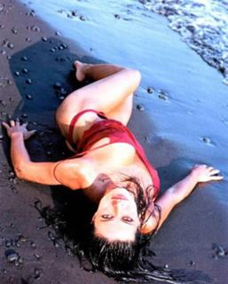 Natalia Estrada feet photo 2