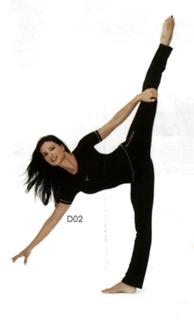 Natalia Estrada feet photo 6