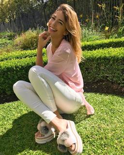 Natalia Franzoni feet photo 3