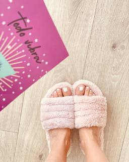 Natalia Franzoni feet photo 6