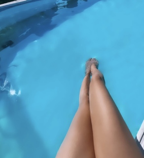 Natalia Janoszek feet photo 12