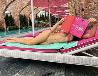 Natalia Janoszek feet photo 4