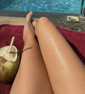 Natalia Janoszek feet photo 9