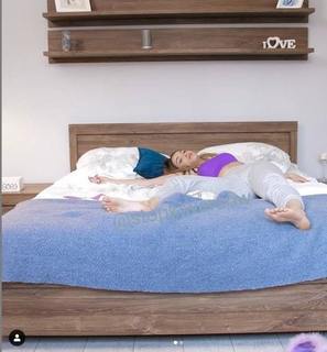 Natalia Karczmarczyk feet photo thumbnail