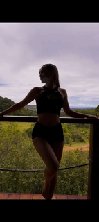 Natalia Karczmarczyk feet photo thumbnail