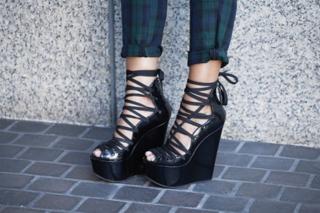Natalia Kills feet photo 7
