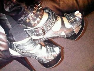 Natalia Kills feet photo 4