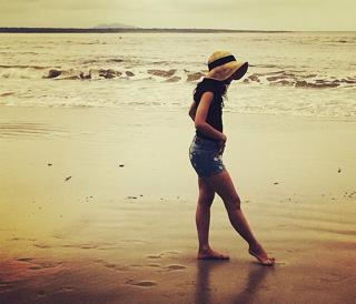 Natalia Lafourcade feet photo 16