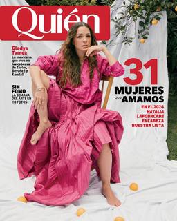 Natalia Lafourcade feet photo 1