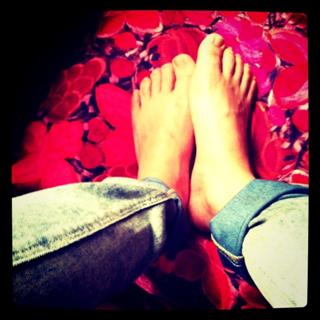 Natalia Lafourcade feet photo 6