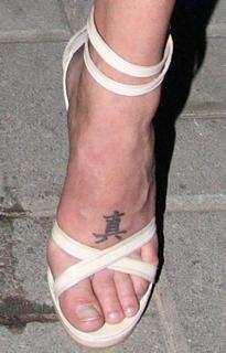 Natalia Lesz feet photo 9