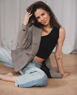 Natalia Lesz feet photo 2
