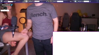 Natalia Mogollon feet photo thumbnail