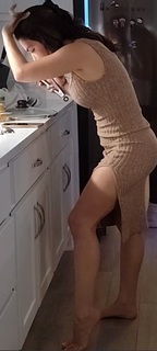 Natalia Mogollon feet photo thumbnail