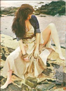 Natalia Oreiro feet photo thumbnail