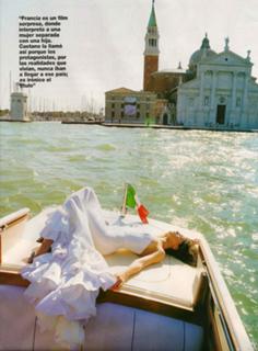 Natalia Oreiro feet photo thumbnail