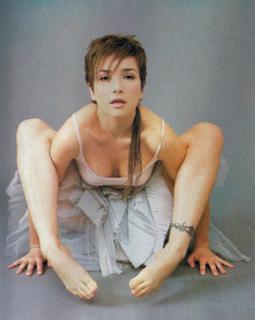 Natalia Oreiro feet photo thumbnail