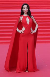 Natalia Oreiro feet photo thumbnail