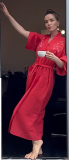Natalia Oreiro feet photo thumbnail