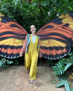 Natalia Oreiro feet photo thumbnail