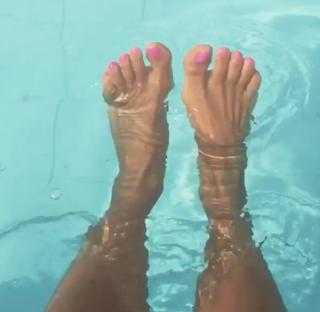 Natalia Paris feet photo 9
