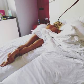 Natalia Paris feet photo 5