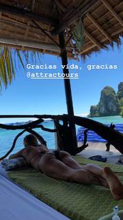 Natalia Paris feet photo 3