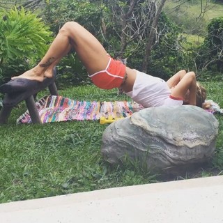 Natalia Paris feet photo 9
