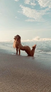 Natalia Paris feet photo 3