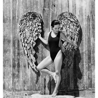 Natalia Reyes feet photo 15