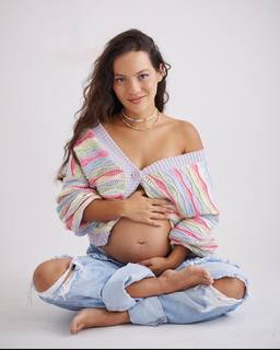 Natalia Reyes feet photo 11